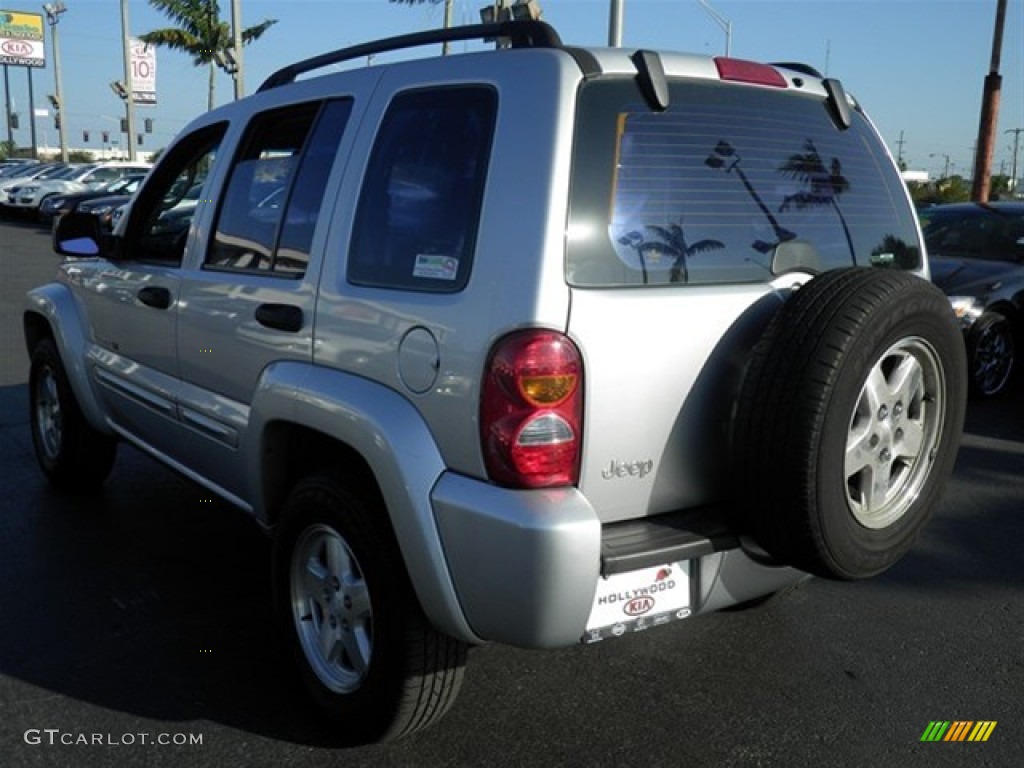 2002 Liberty Limited - Bright Silver Metallic / Dark Slate Gray photo #8