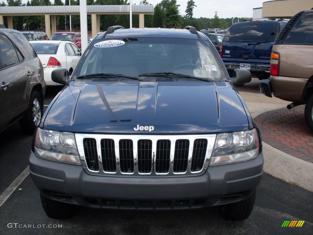 2002 Grand Cherokee Laredo - Patriot Blue Pearlcoat / Taupe photo #2