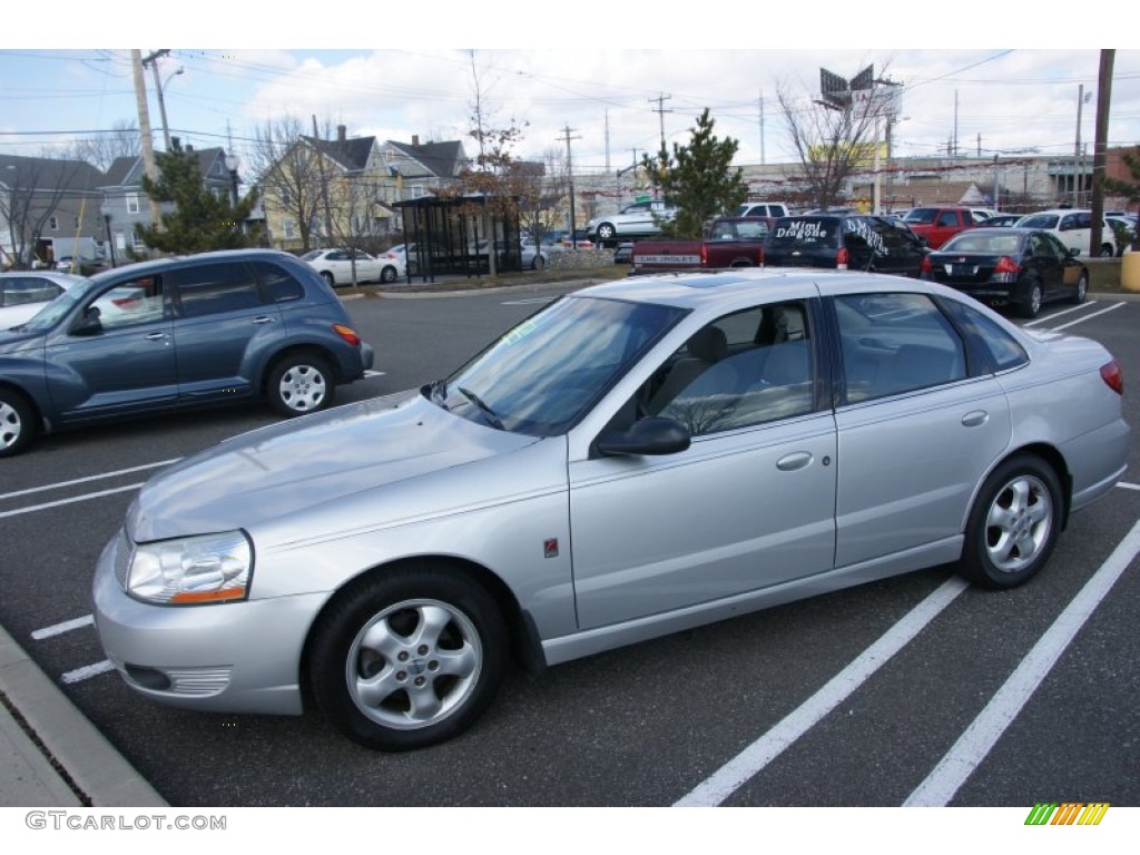 2004 L300 2 Sedan - Silver Platinum / Gray photo #1