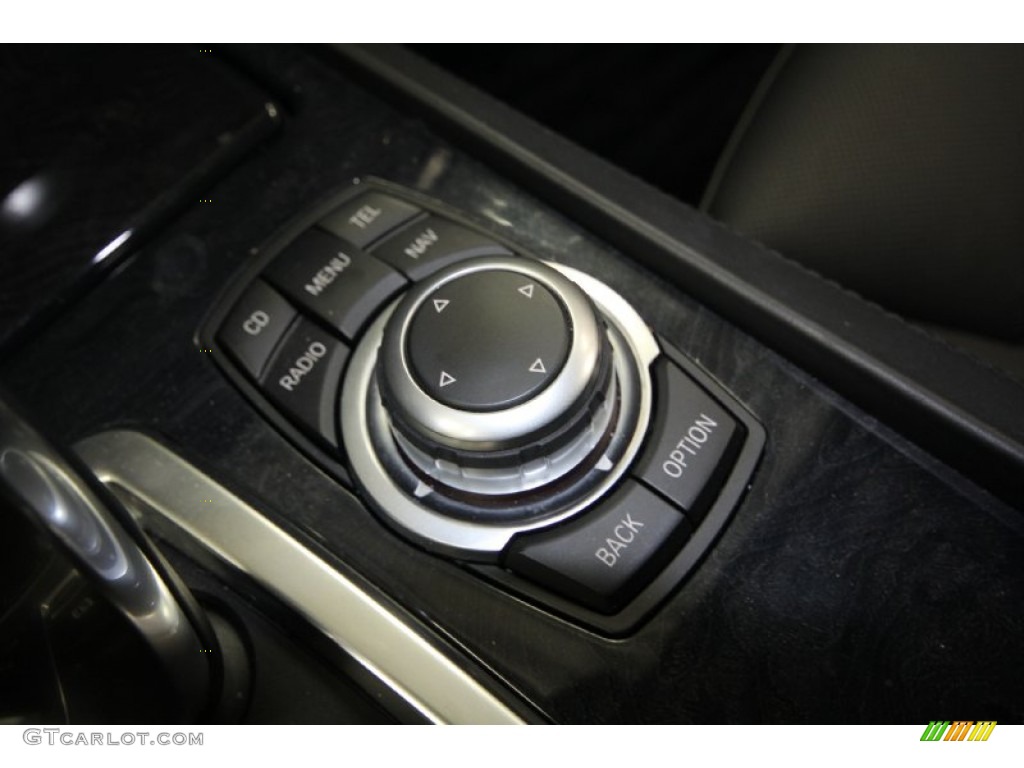 2010 BMW 7 Series 750Li Sedan Controls Photo #61538712