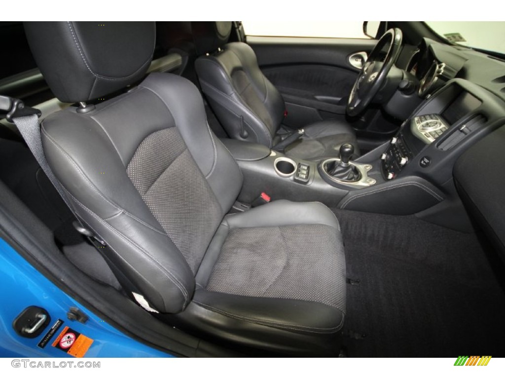 2009 370Z Sport Touring Coupe - Monterey Blue / Black Leather photo #40