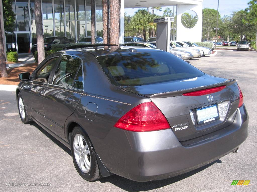 2006 Accord EX-L Sedan - Carbon Bronze Pearl / Ivory photo #6