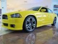 Stinger Yellow - Charger SRT8 Super Bee Photo No. 3