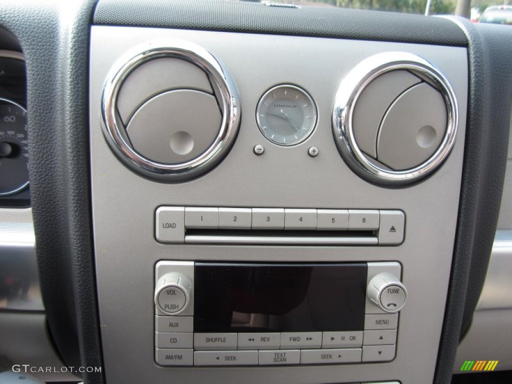 2008 Lincoln MKZ Sedan Controls Photo #61542288