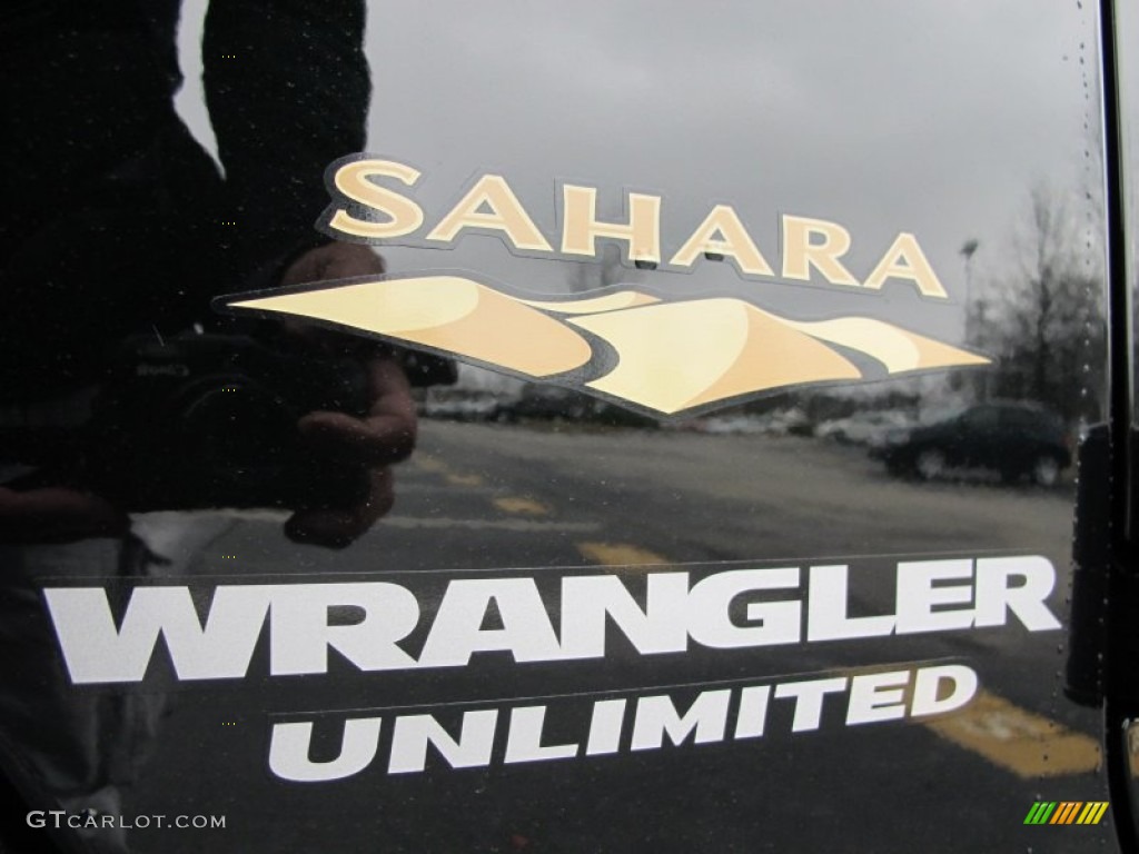 2012 Wrangler Unlimited Sahara 4x4 - Black Forest Green Pearl / Black/Dark Saddle photo #6