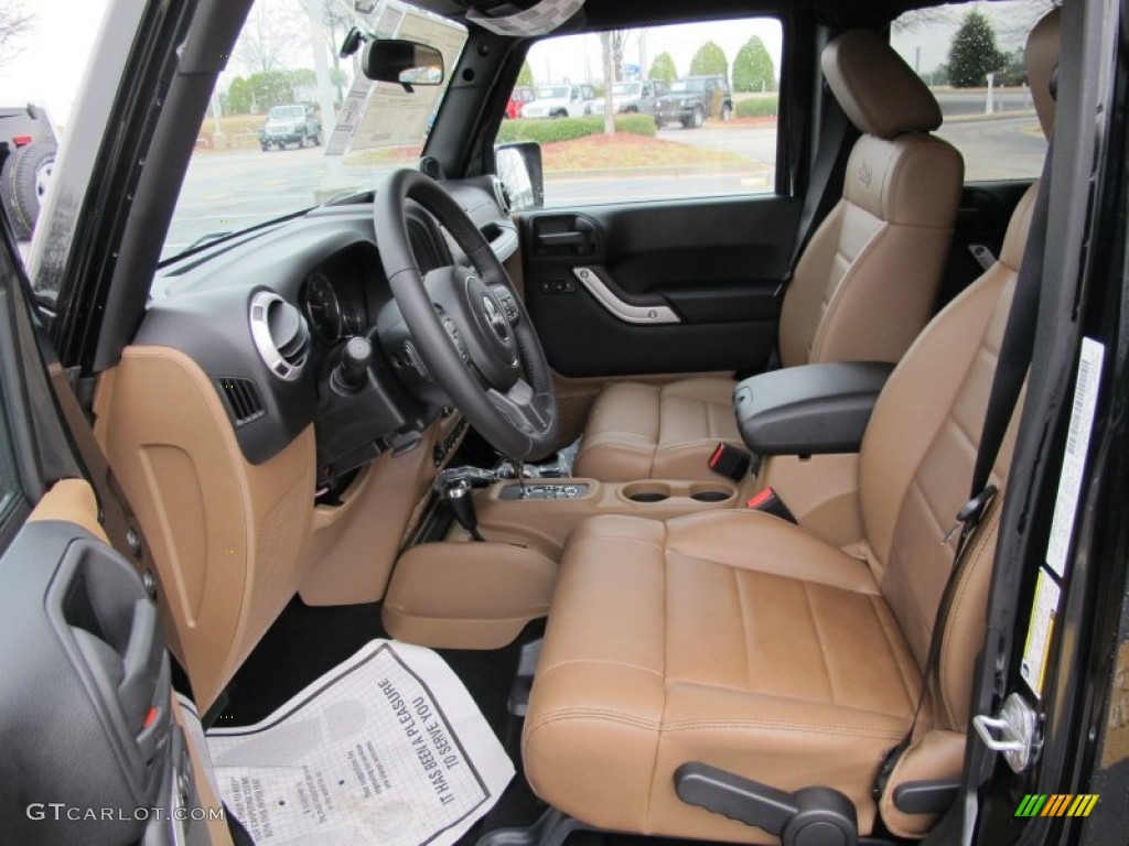 2012 Wrangler Unlimited Sahara 4x4 - Black Forest Green Pearl / Black/Dark Saddle photo #7