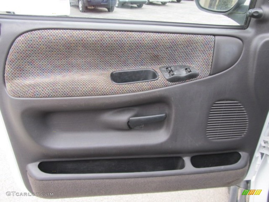 2000 Dodge Ram 2500 SLT Regular Cab 4x4 Mist Gray Door Panel Photo #61543220