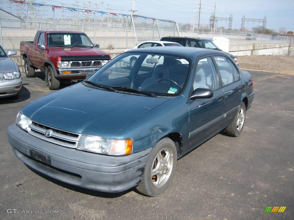 1993 Tercel DX Sedan - Teal Mist / Gray photo #1
