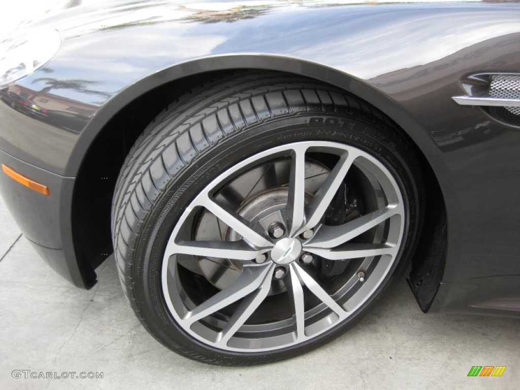2010 Aston Martin V8 Vantage Roadster Wheel Photos