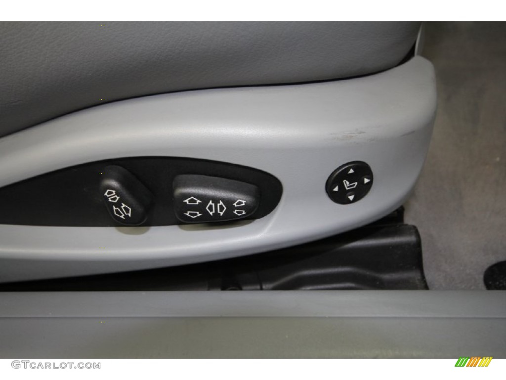 2002 3 Series 330i Convertible - Titanium Silver Metallic / Grey photo #33