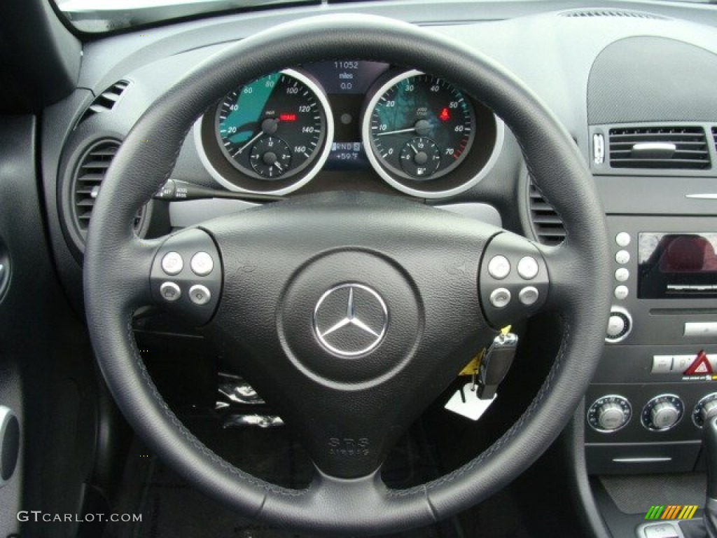 2007 Mercedes-Benz SLK 350 Roadster Black Steering Wheel Photo #61545243