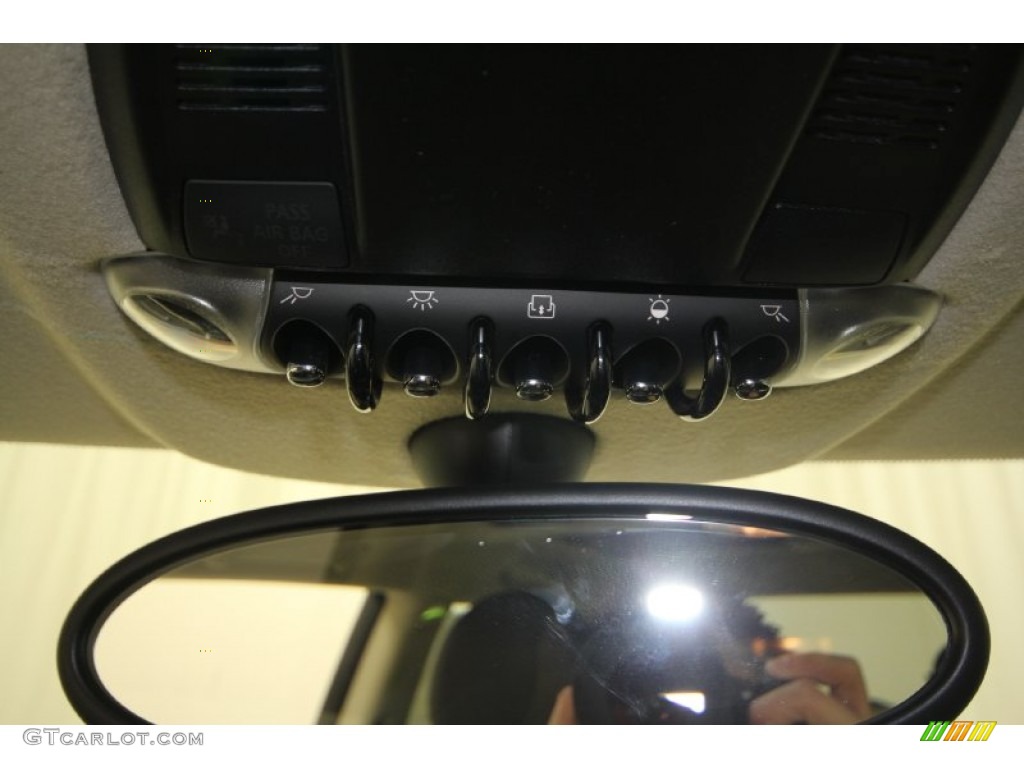 2012 Cooper Hardtop - Pepper White / Carbon Black photo #14