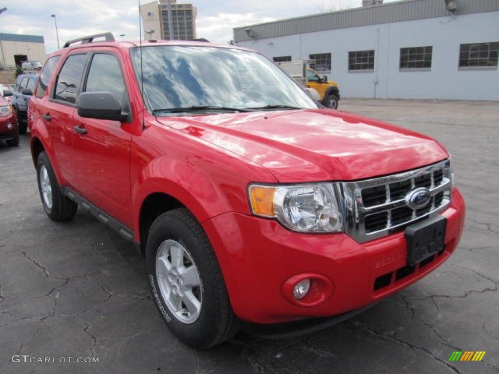 2009 Escape XLT 4WD - Torch Red / Stone photo #5