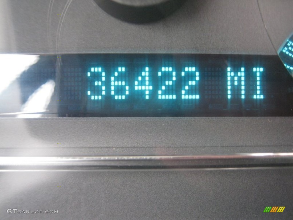 2011 HHR LT - Arctic Ice White / Gray photo #11