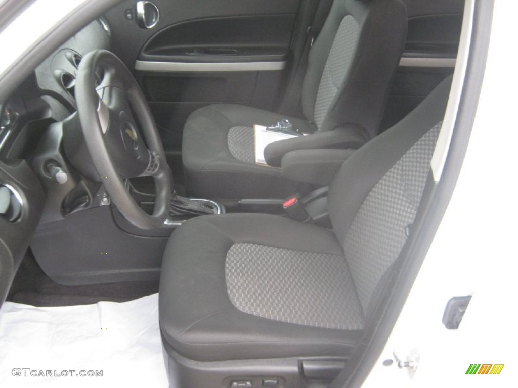 2011 HHR LT - Arctic Ice White / Gray photo #12
