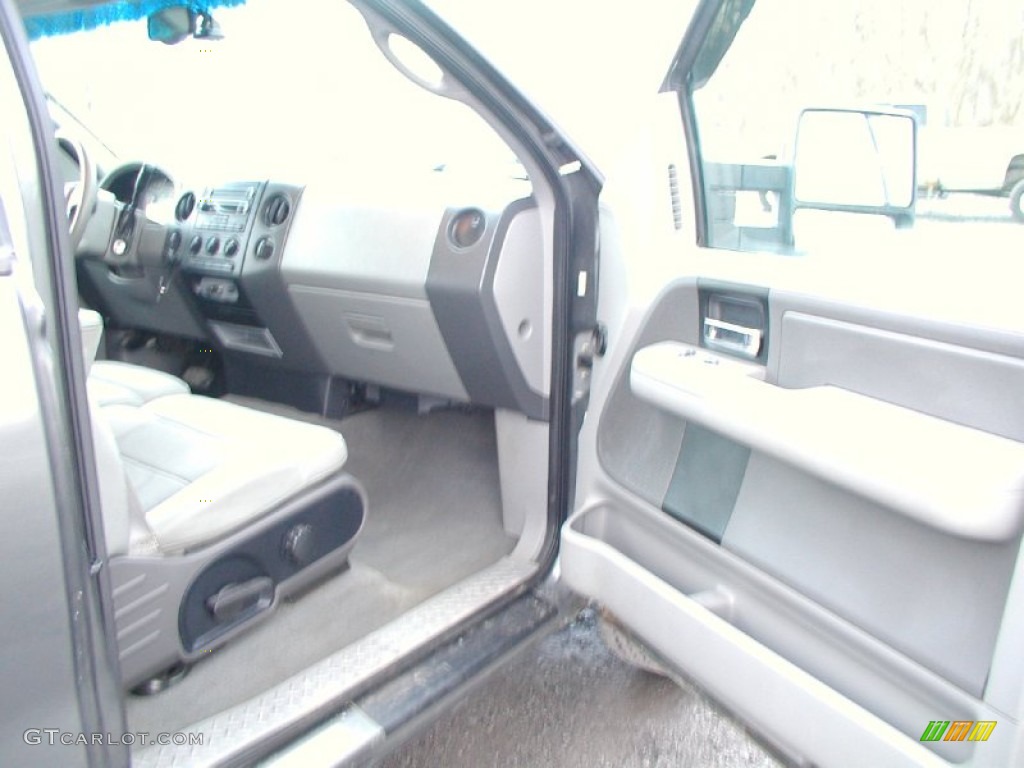 2005 F150 XLT SuperCab 4x4 - Dark Shadow Grey Metallic / Medium Flint/Dark Flint Grey photo #31