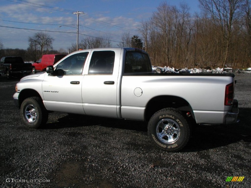 2004 Ram 1500 SLT Quad Cab 4x4 - Bright Silver Metallic / Dark Slate Gray photo #6