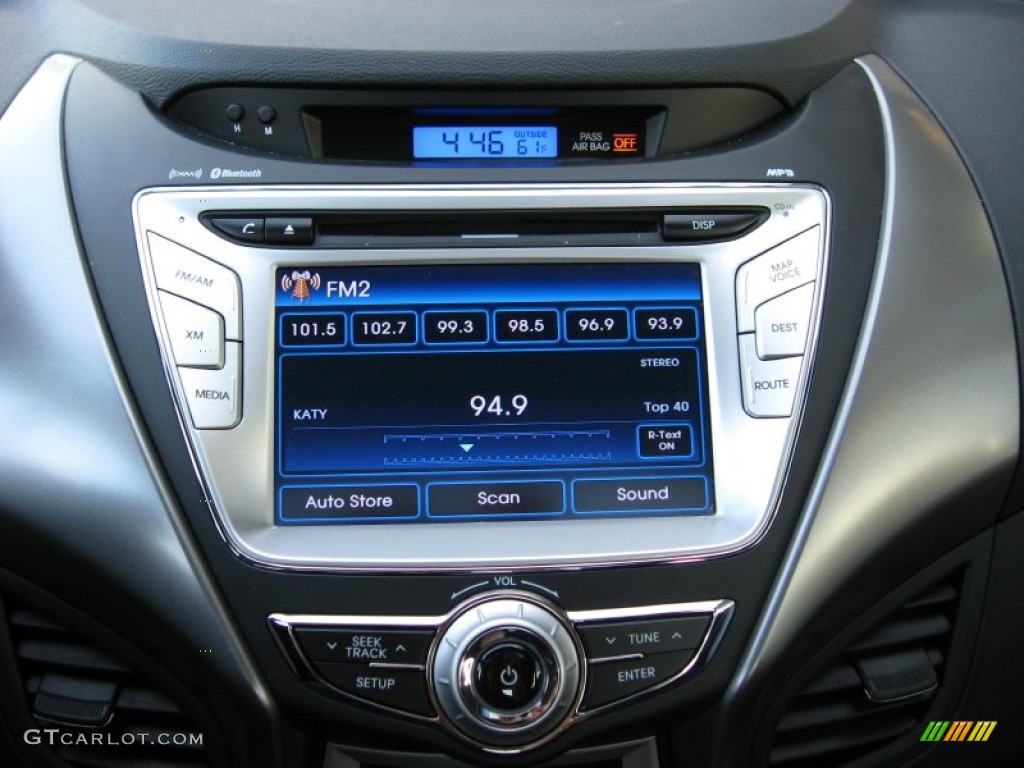 2011 Hyundai Elantra Limited Controls Photo #61553981