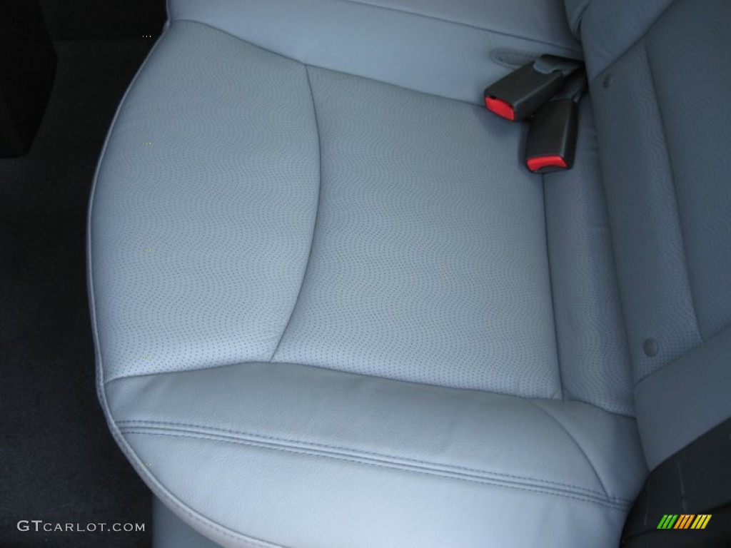 2012 Elantra Limited - Silver / Gray photo #17