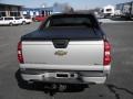 2007 Silver Birch Metallic Chevrolet Avalanche LS  photo #16