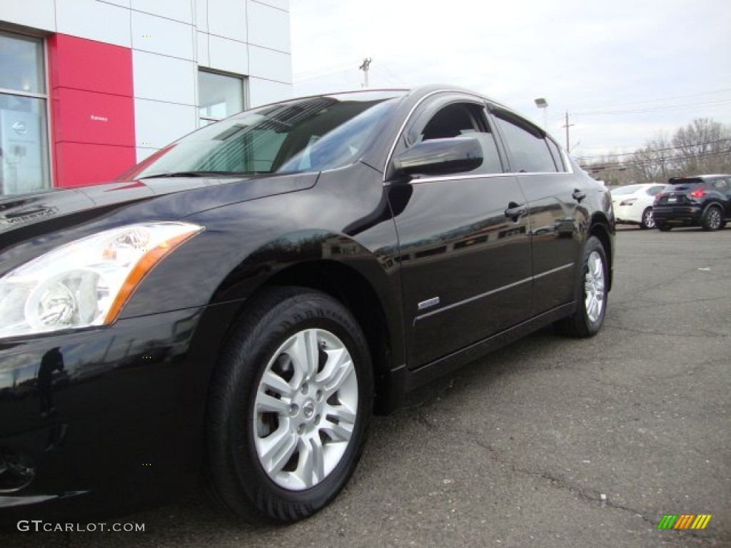 2010 Altima Hybrid - Super Black / Charcoal photo #2