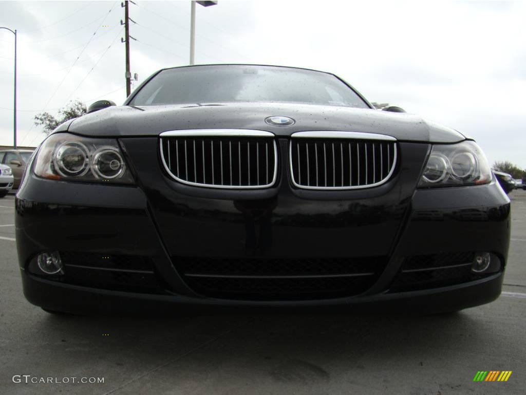 2006 3 Series 330i Sedan - Jet Black / Black photo #7