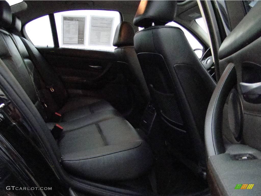 2006 3 Series 330i Sedan - Jet Black / Black photo #11