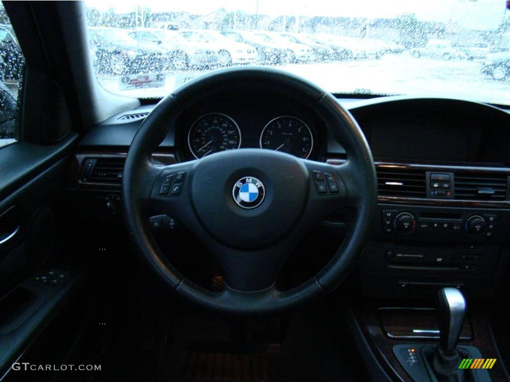 2006 3 Series 330i Sedan - Jet Black / Black photo #21