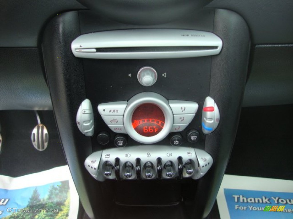 2010 Mini Cooper John Cooper Works Hardtop Controls Photo #61558274