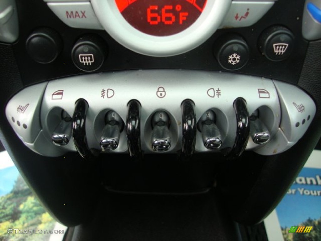 2010 Mini Cooper John Cooper Works Hardtop Controls Photo #61558280