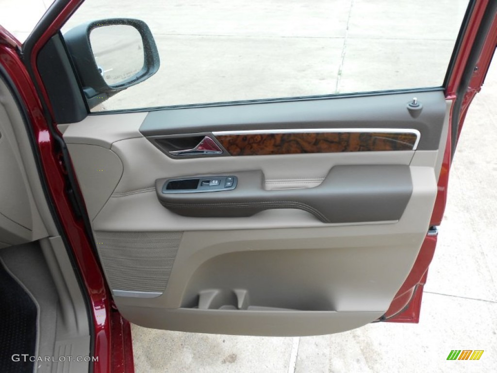 2012 Volkswagen Routan SEL Premium Sierra Sand Door Panel Photo #61558808
