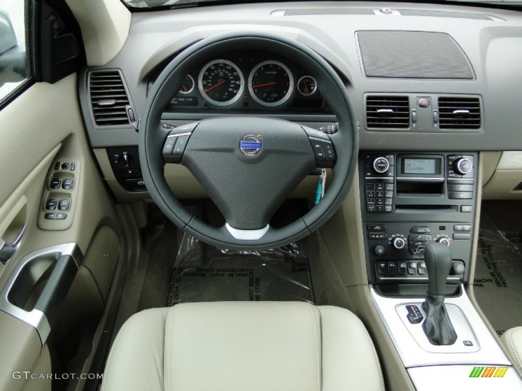 2013 Volvo XC90 3.2 Beige Dashboard Photo #61562121
