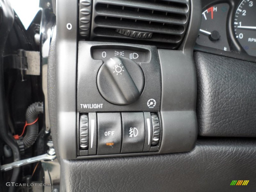 1997 Cadillac Catera Standard Catera Model Controls Photos