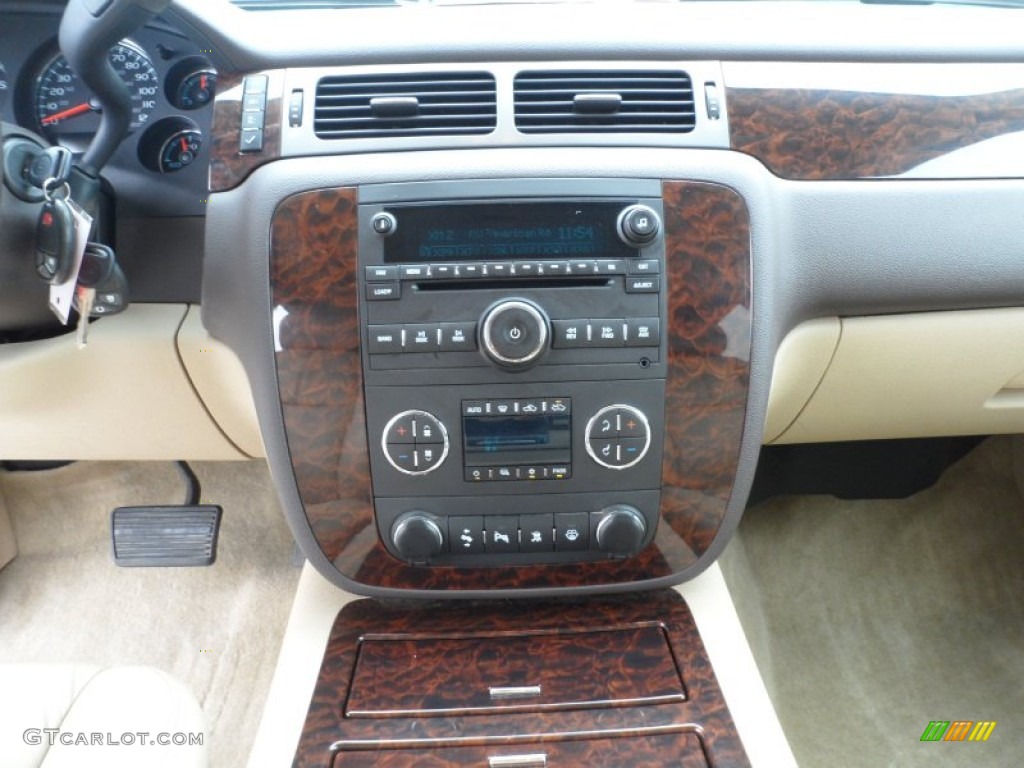 2008 Sierra 1500 Denali Crew Cab AWD - Polar White / Cocoa/Light Cashmere photo #39