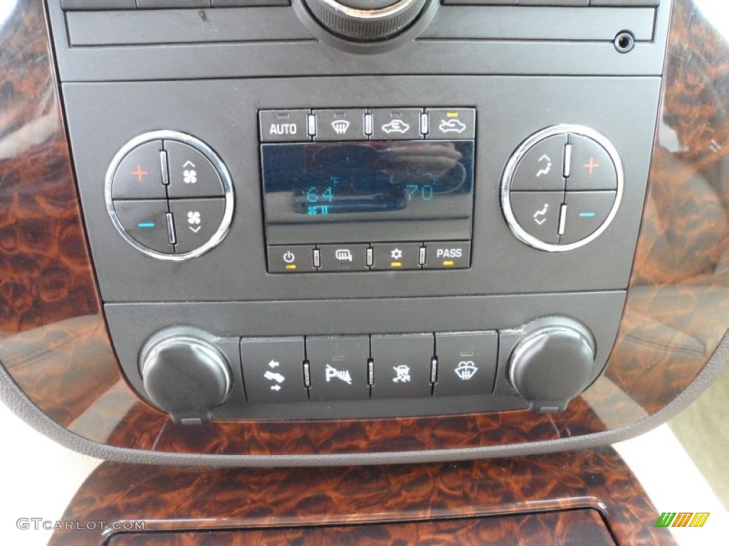 2008 Sierra 1500 Denali Crew Cab AWD - Polar White / Cocoa/Light Cashmere photo #41