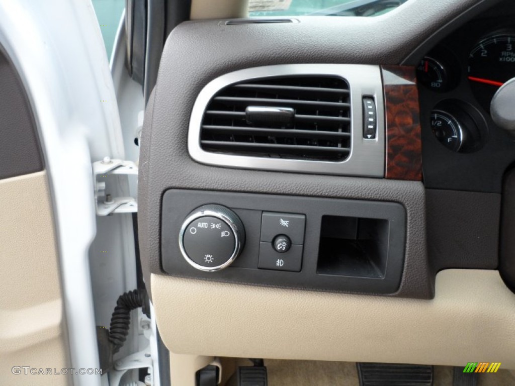 2008 Sierra 1500 Denali Crew Cab AWD - Polar White / Cocoa/Light Cashmere photo #45