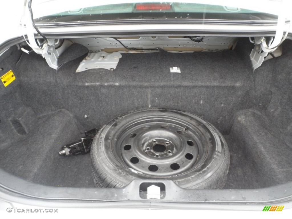 2007 Ford Crown Victoria Police Interceptor Trunk Photos