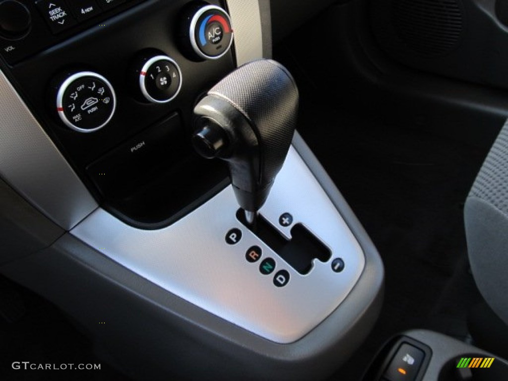 2008 Hyundai Tucson SE 4WD Transmission Photos