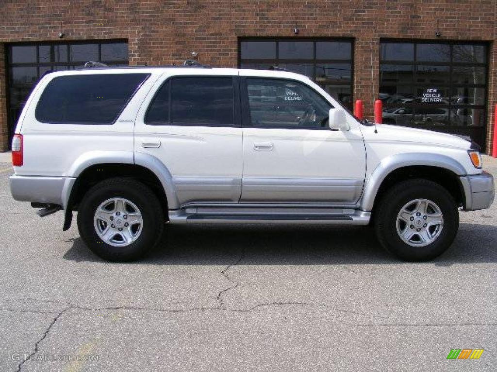 1999 4Runner Limited 4x4 - Natural White / Oak photo #2