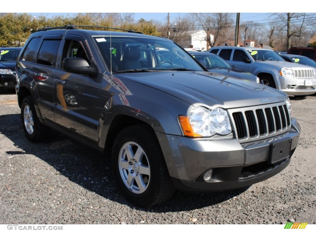 2008 Grand Cherokee Laredo 4x4 - Mineral Gray Metallic / Dark Slate Gray/Light Graystone photo #4