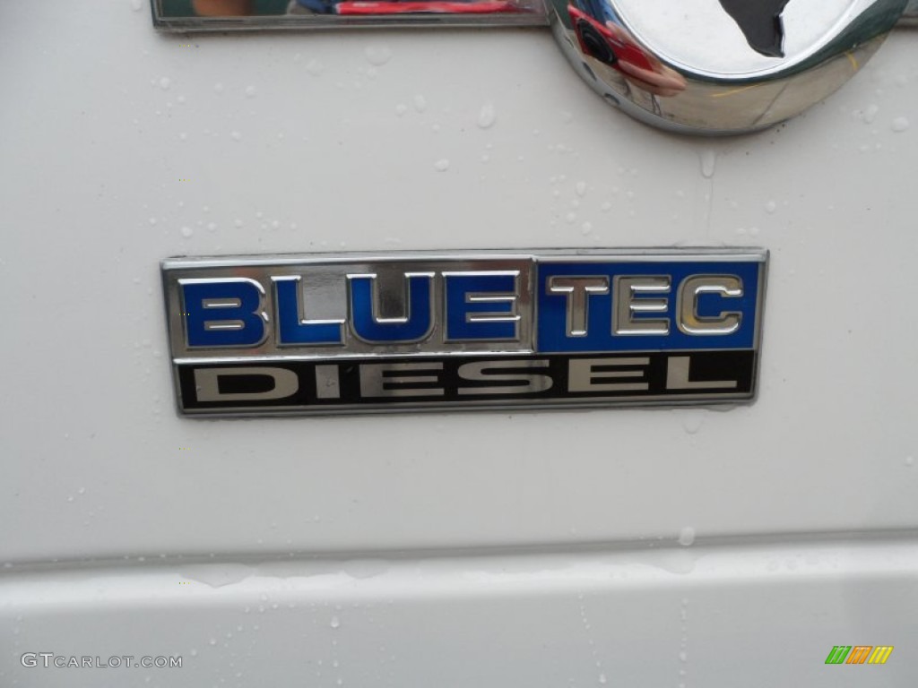 2009 Dodge Ram 2500 SLT Quad Cab Marks and Logos Photos