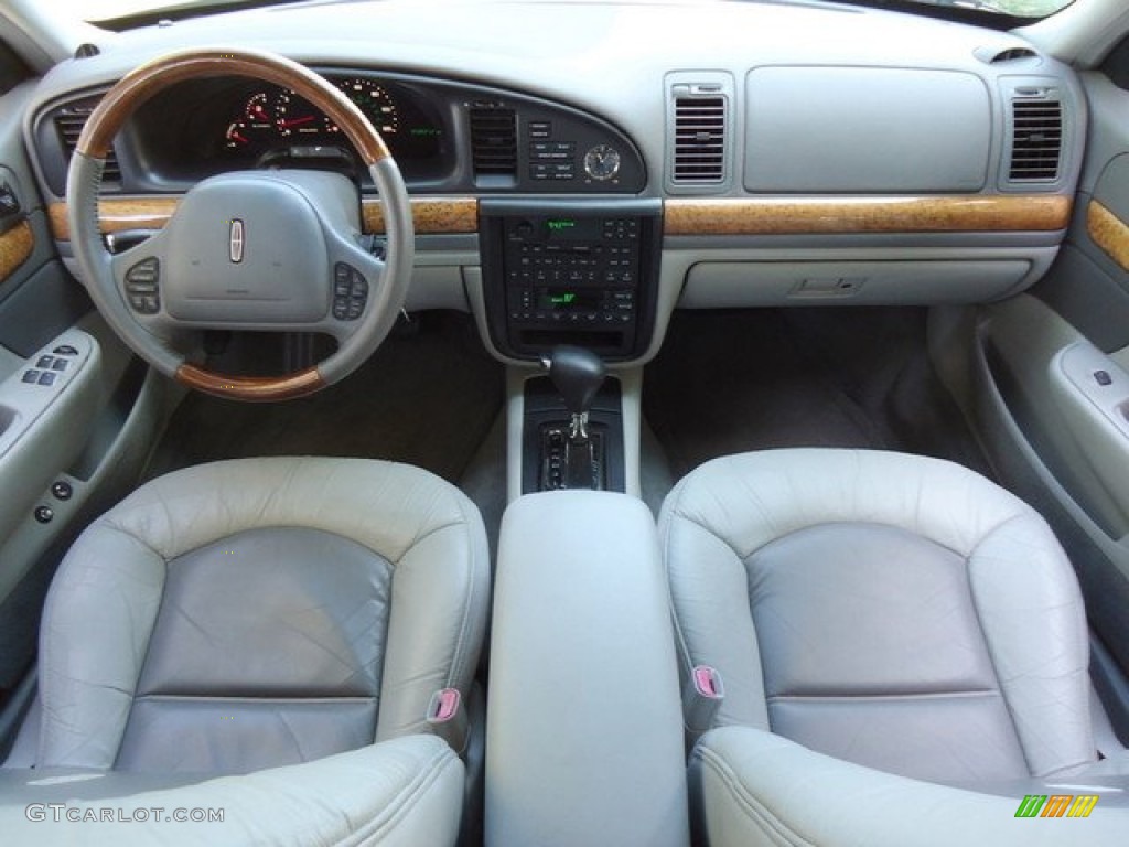 2000 Lincoln Continental Standard Continental Model Light Graphite/Medium Dark Graphite Dashboard Photo #61571898
