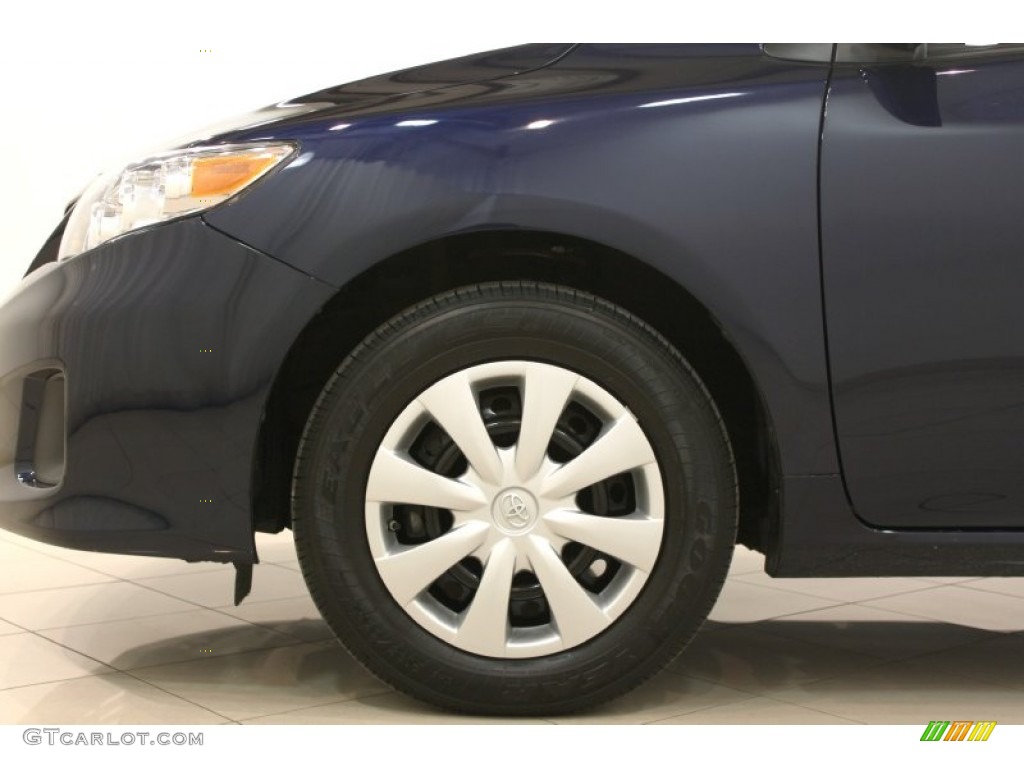 2011 Toyota Corolla LE Wheel Photos