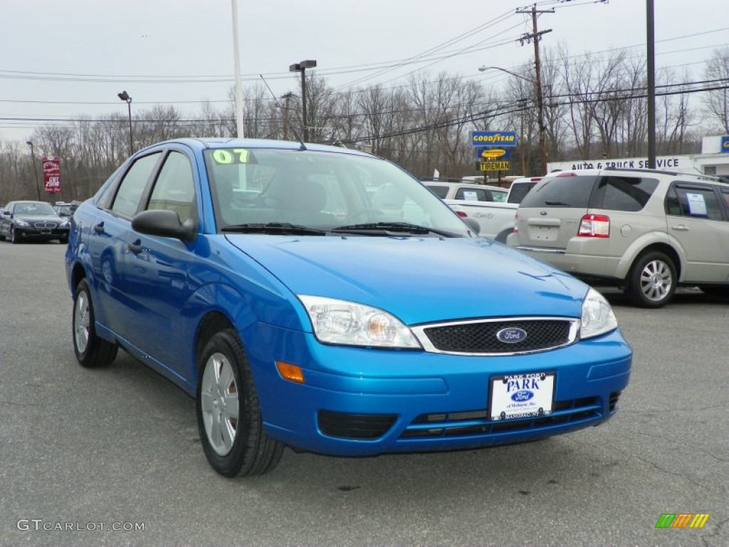 2007 Focus ZX4 SE Sedan - Aqua Blue Metallic / Charcoal/Light Flint photo #1