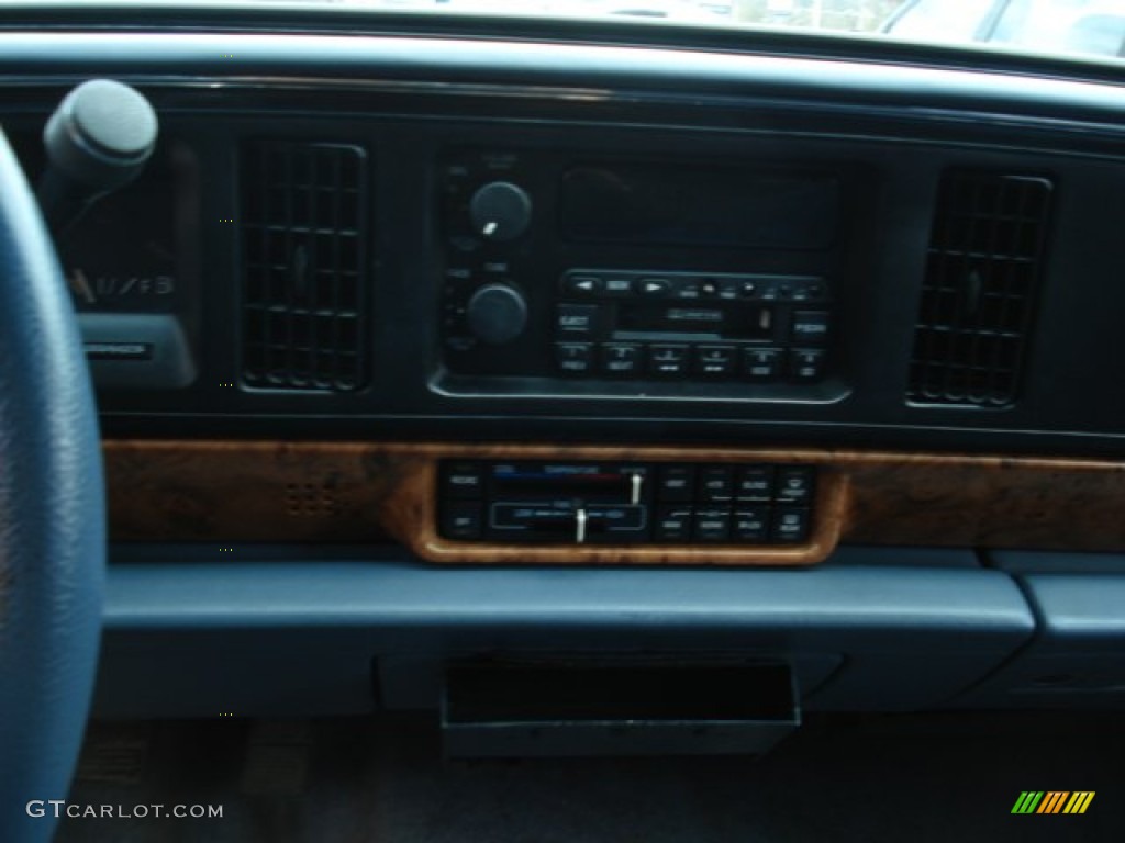 1995 LeSabre Custom - Light Adriatic Blue Metallic / Blue photo #12
