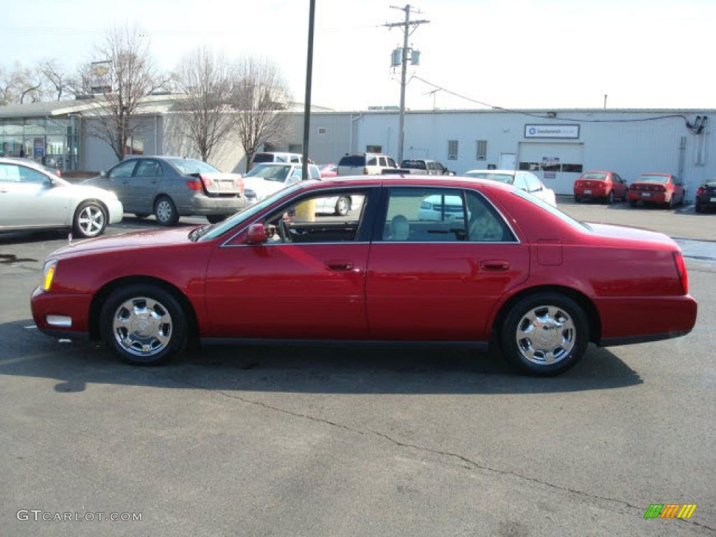 2002 DeVille Sedan - Crimson Pearl / Oatmeal photo #1
