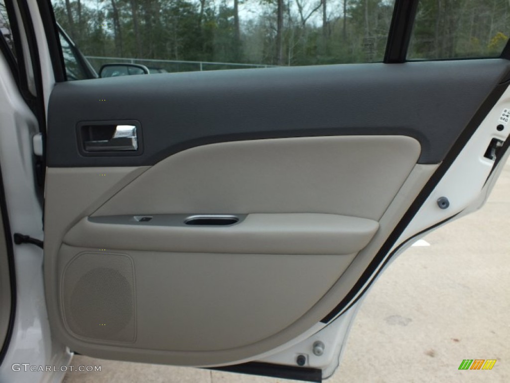 2011 Fusion SEL V6 - White Suede / Camel photo #14