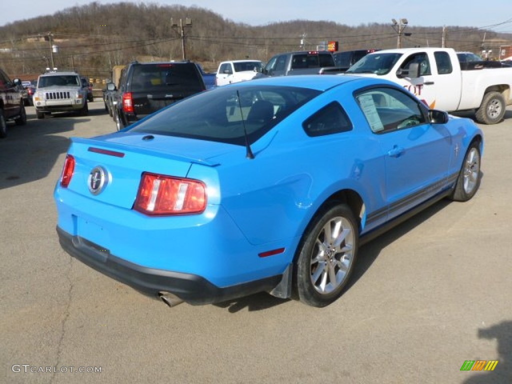 2010 Mustang V6 Premium Coupe - Grabber Blue / Charcoal Black photo #5