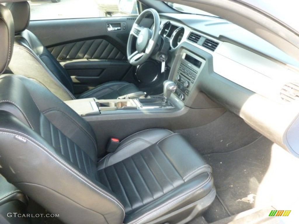 2010 Mustang V6 Premium Coupe - Grabber Blue / Charcoal Black photo #17