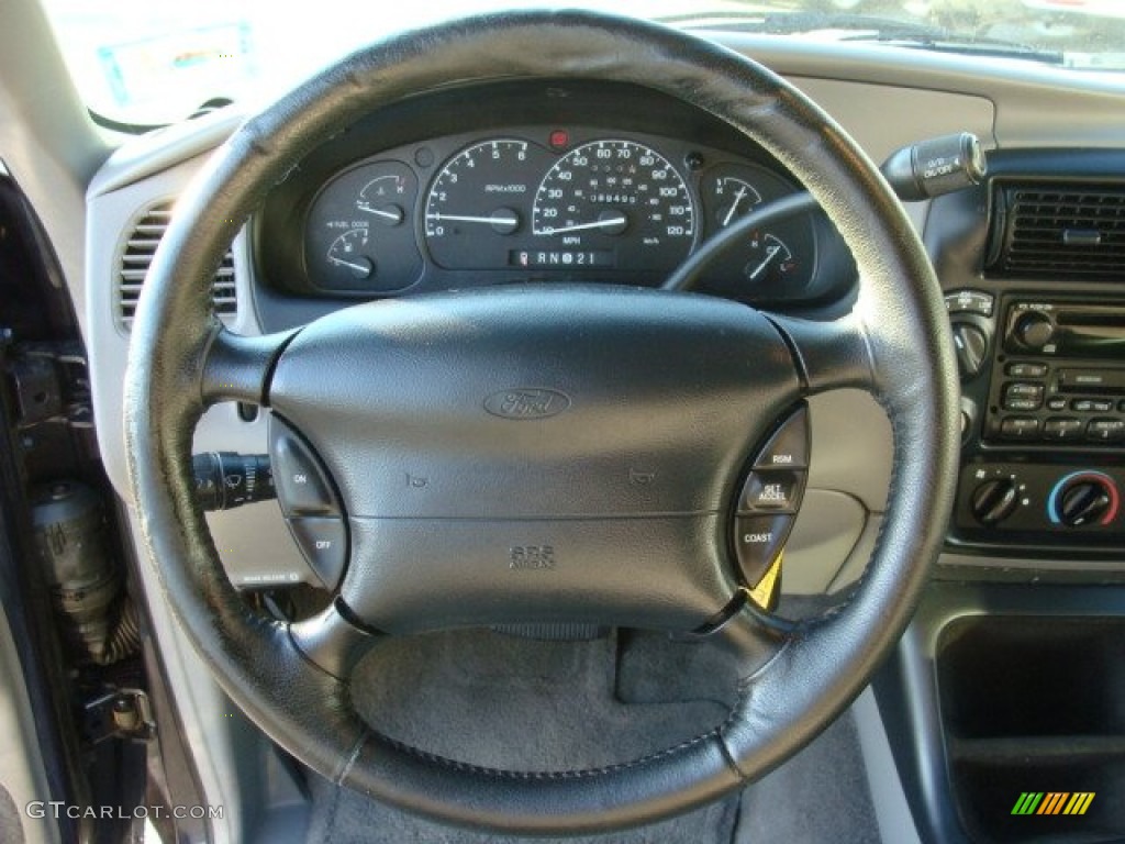 1999 Ford Explorer XLT 4x4 Medium Graphite Grey Steering Wheel Photo #61589271